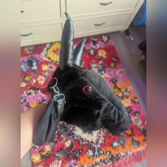 Kreepsville Demon Goat Head Backpack - Picture 8 of 9